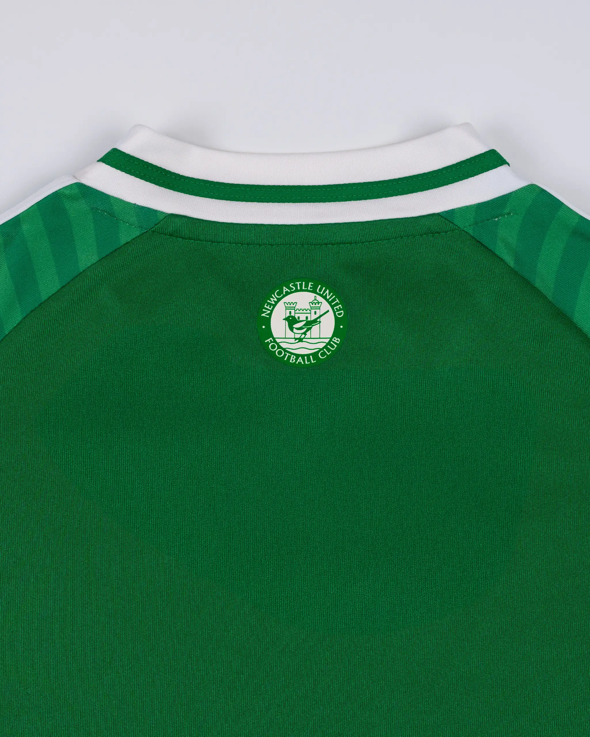 Newcastle United adidas 25/26 Away Mini Kit - Image 3