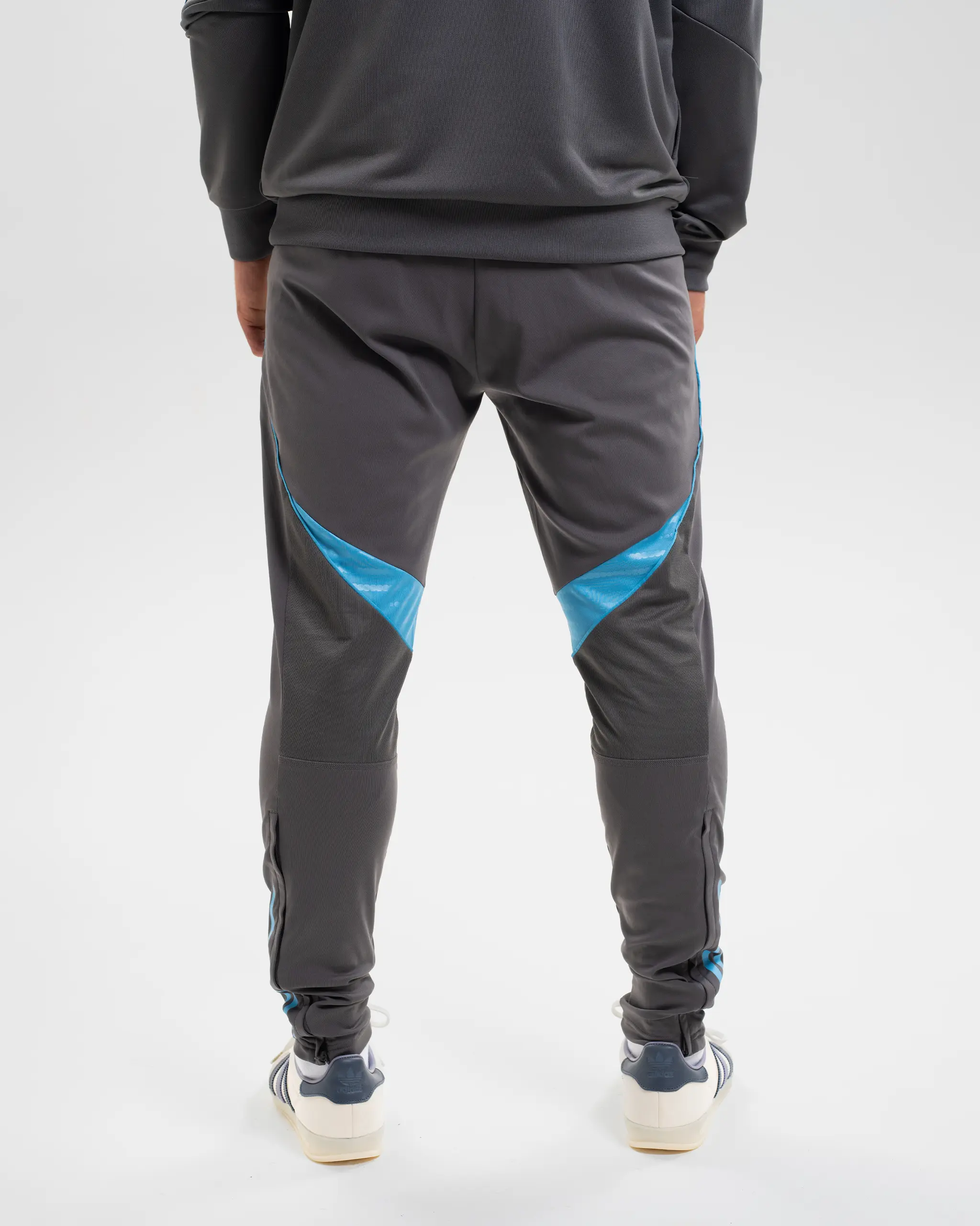 Newcastle United adidas 25/26 Players Range Grey Training Bottoms - Image 4