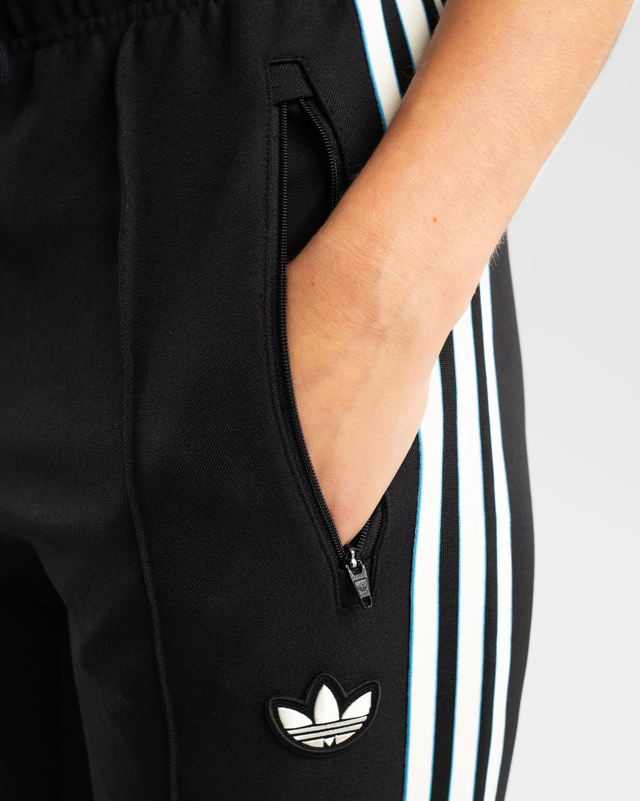 Newcastle United adidas 25/26 Terrace Icons Track Bottoms - Image 5