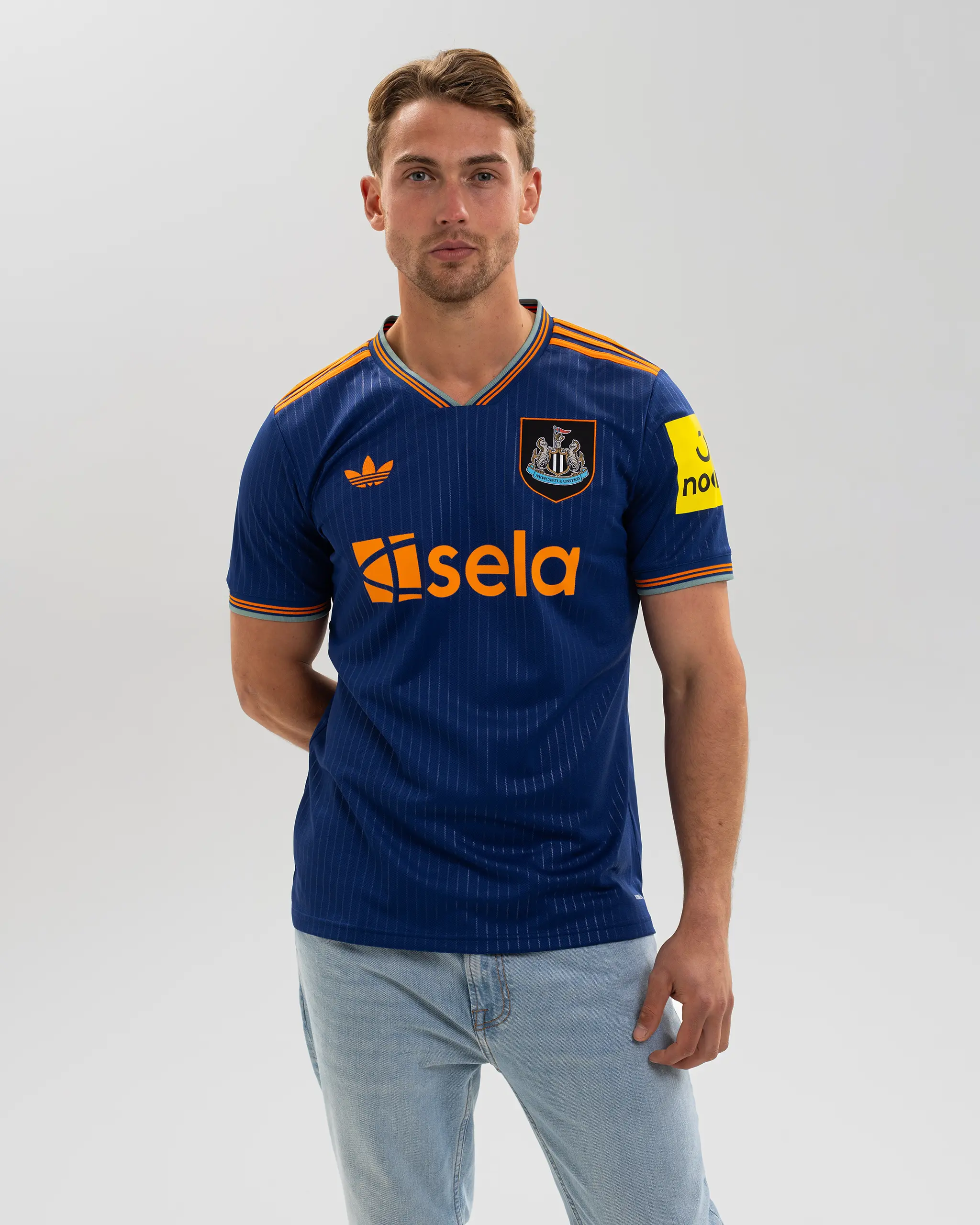 Newcastle United adidas Men's 25/26 Short Sleeved Third Shirt - Image 3