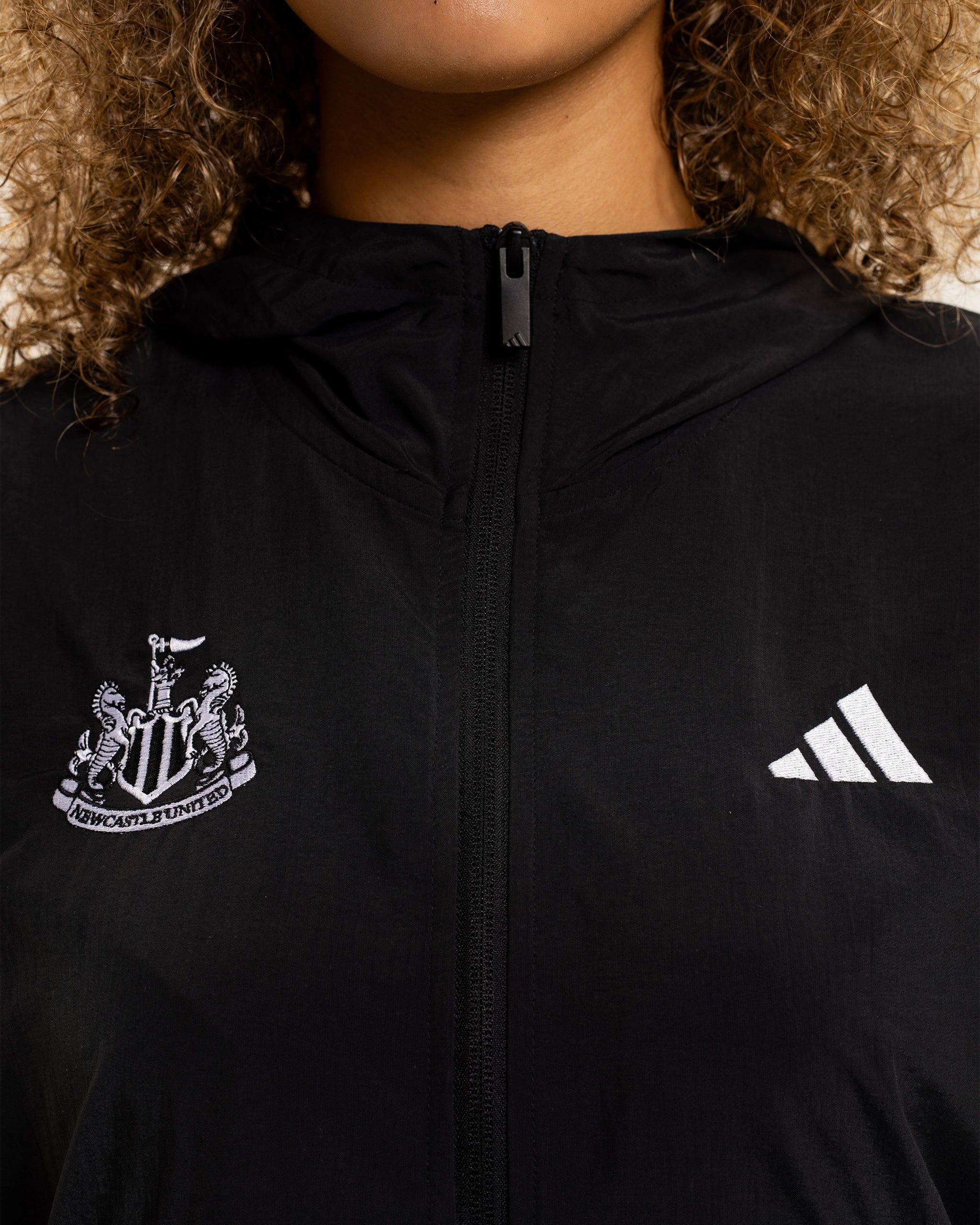 Newcastle United adidas Women's 3-Stripe Overhead 1/2 Zip Windbreaker Jacket - Image 7