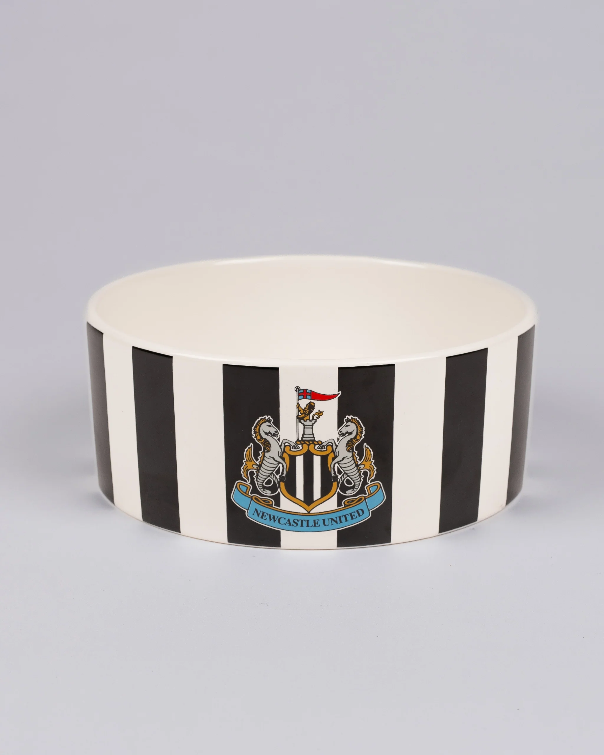 Newcastle United Ceramic Striped Pet Bowl - Image 2