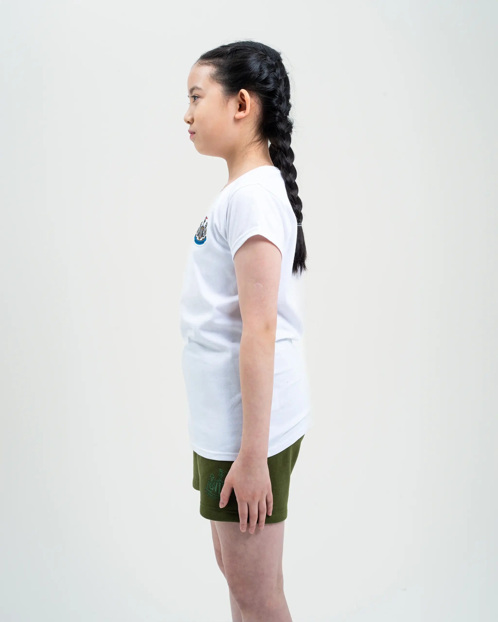 Newcastle United Girl's White Terrace Crest T-Shirt - Image 4