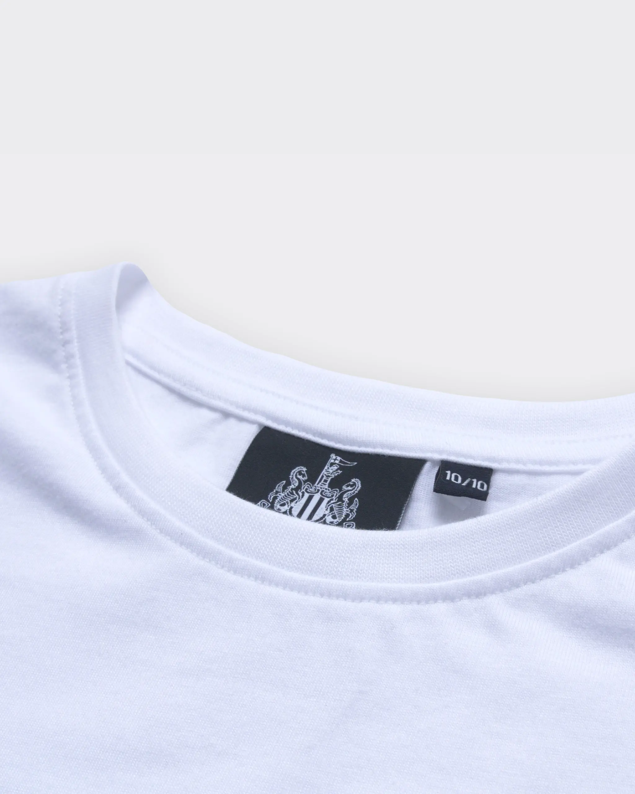 Newcastle United Girl's White Terrace Crest T-Shirt - Image 5
