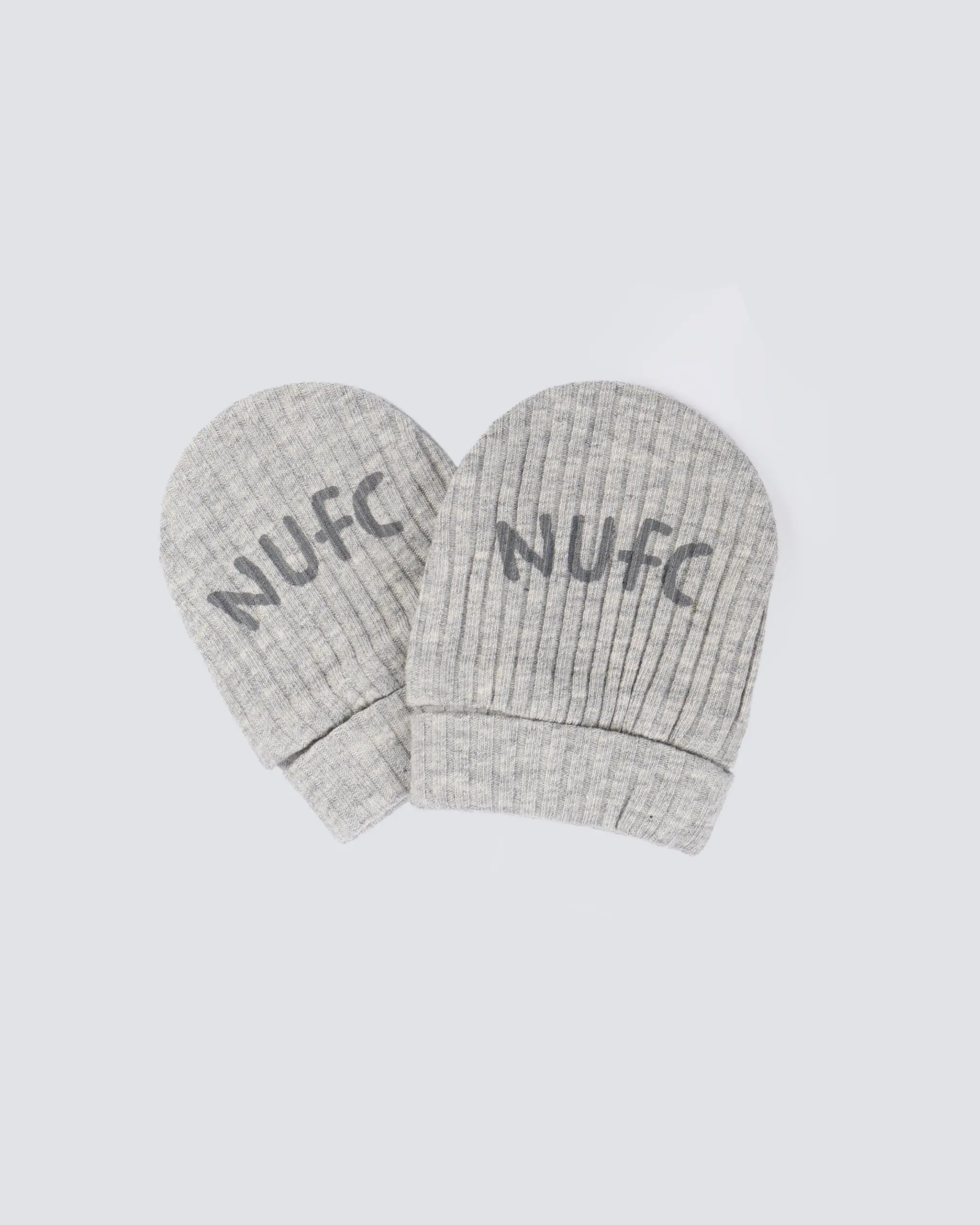 Newcastle United Infant's 3-Piece Accessory Set - Image 4