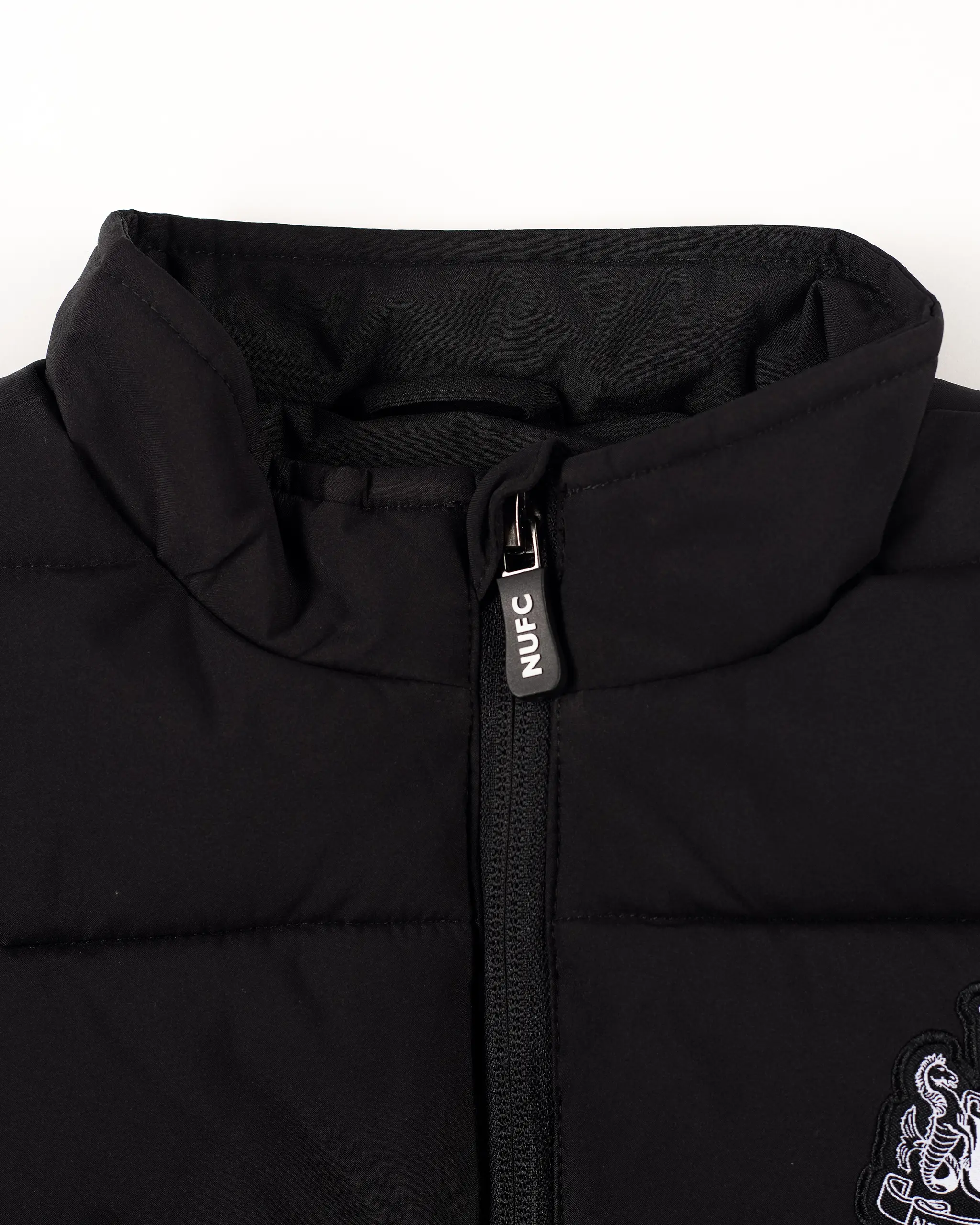 Newcastle United Kids' Black Hybrid Gilet - Image 6
