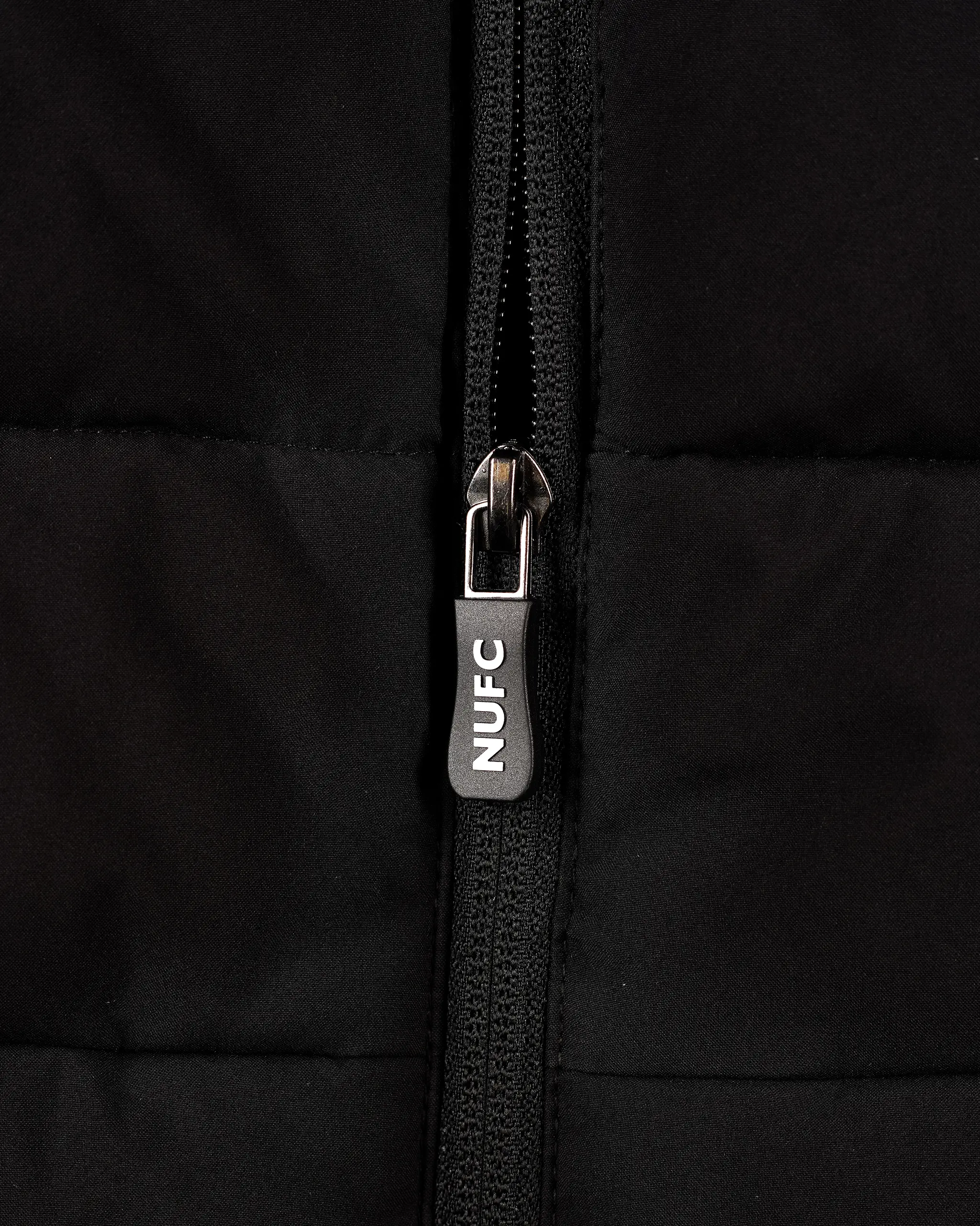 Newcastle United Kids' Black Hybrid Gilet - Image 7