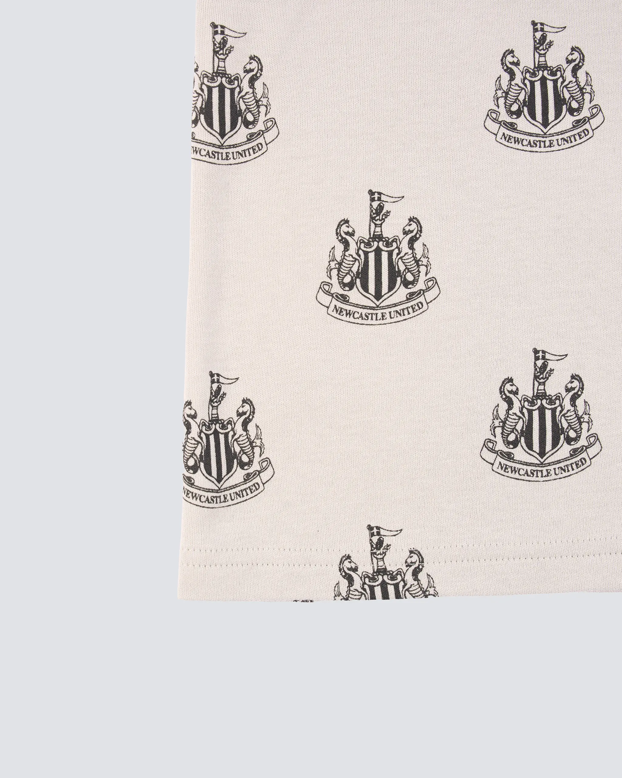Newcastle United Kids' Grey Crest Pyjama Set - Image 8
