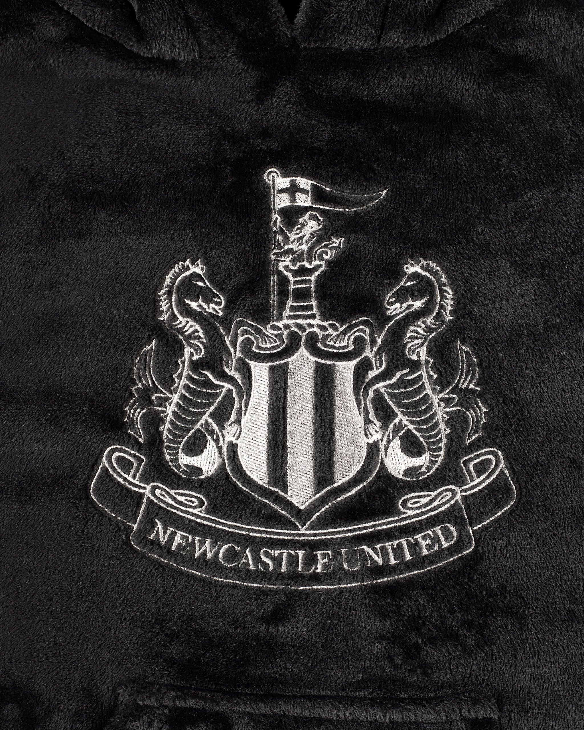 Newcastle United Kids' Oversized Lounge Hoodie - Image 4
