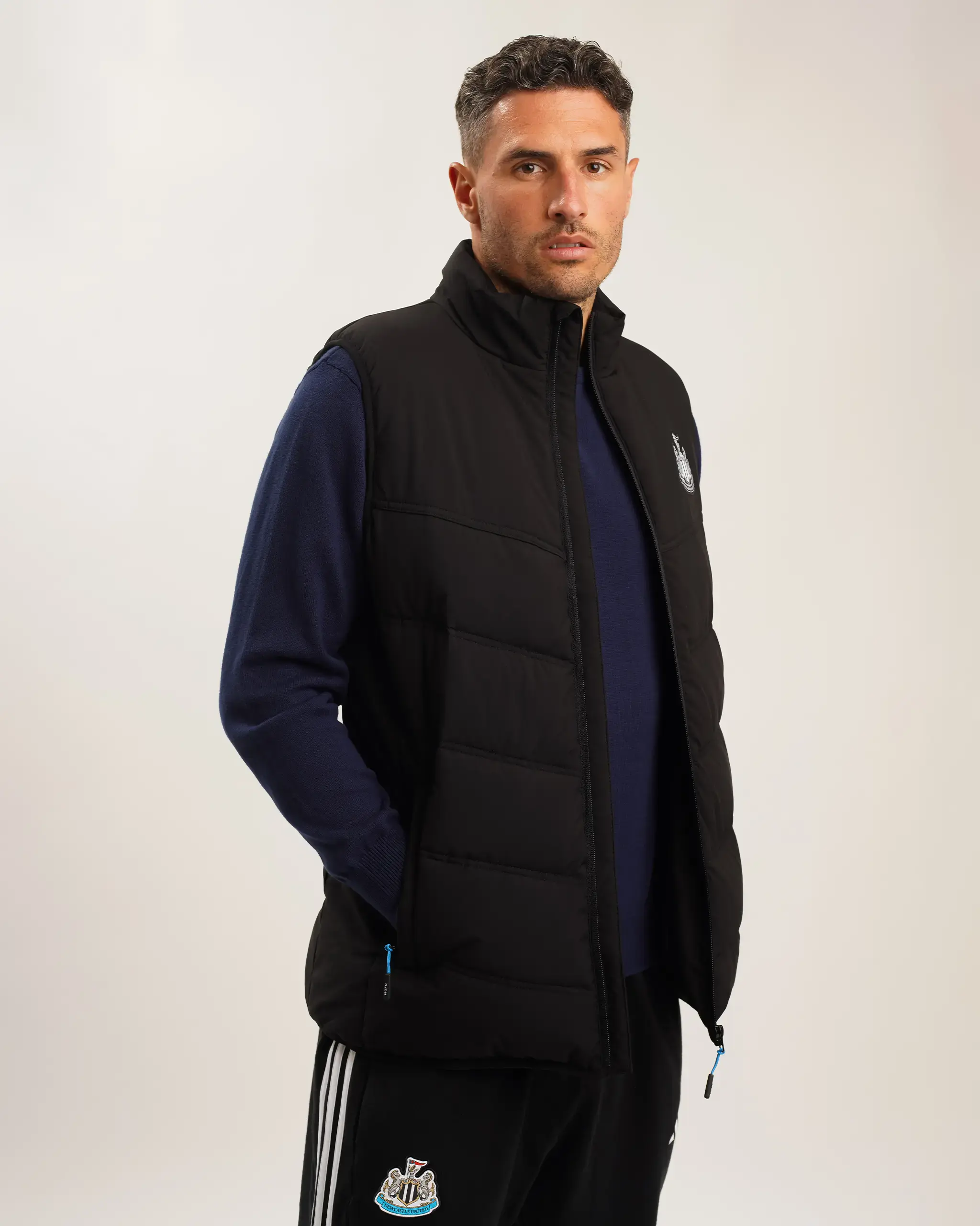 Newcastle United Men's Black Padded Gilet - Image 4