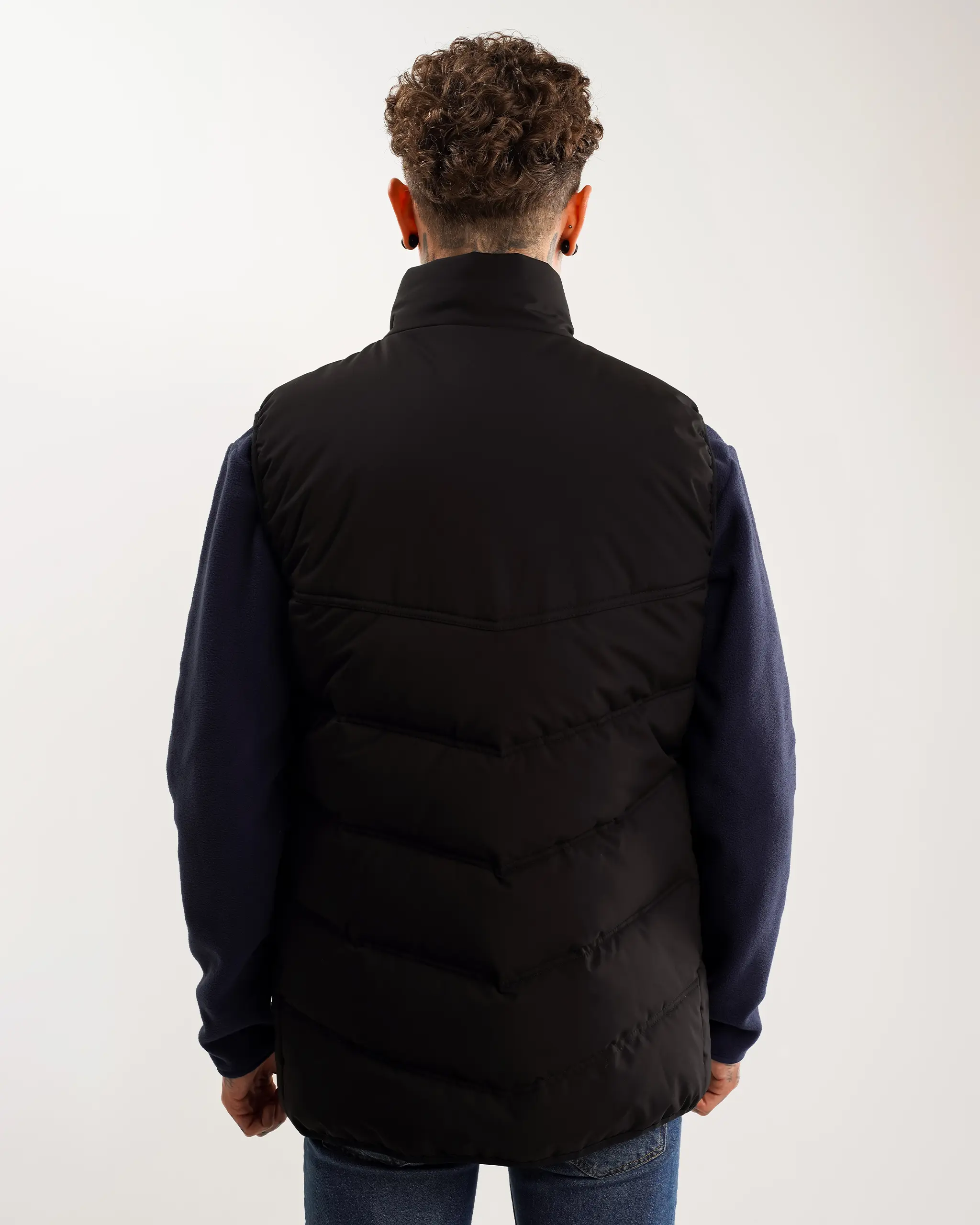 Newcastle United Men's Black Padded Gilet - Image 6