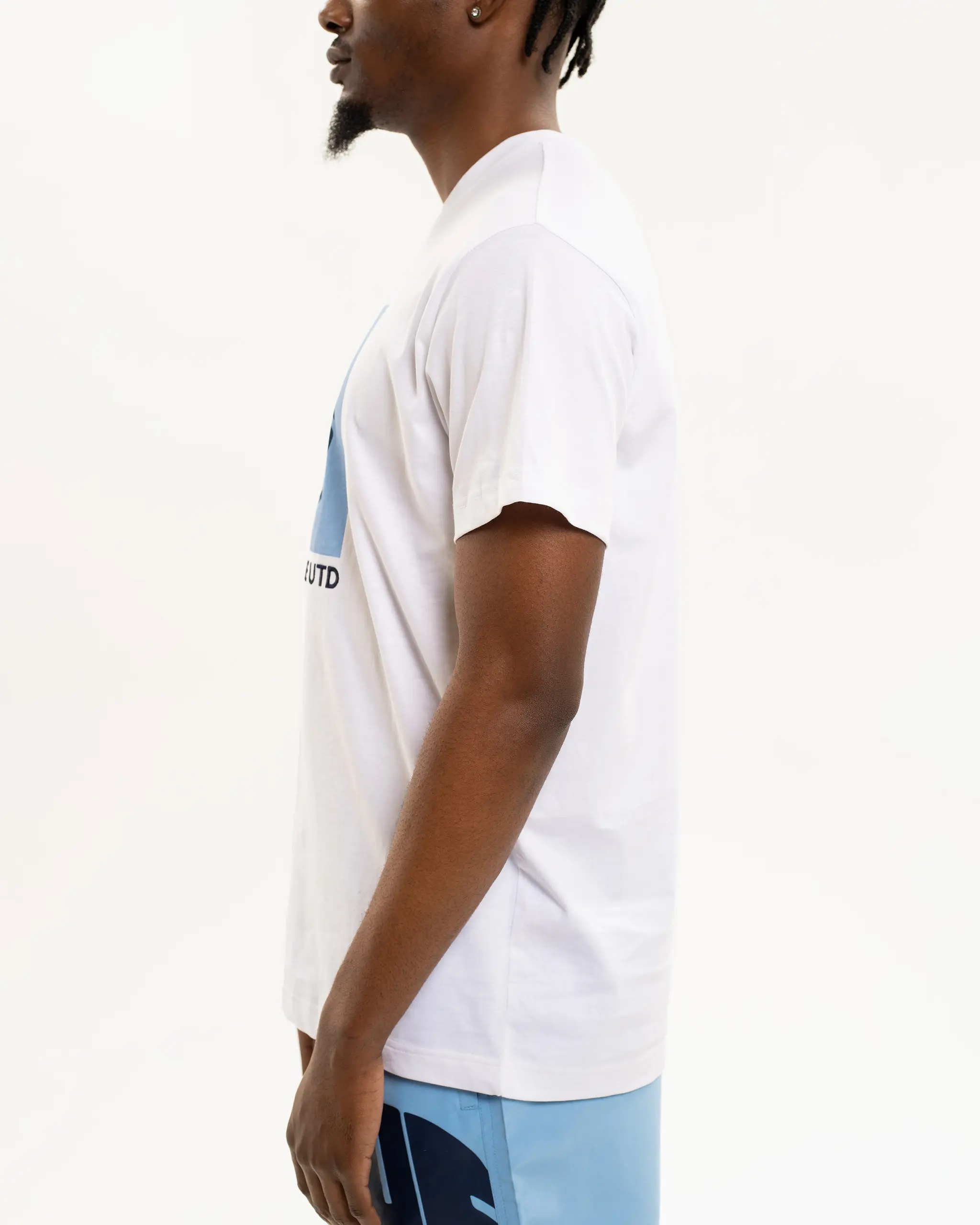 Newcastle United Men's Blue Retro Crest T-Shirt - Image 3