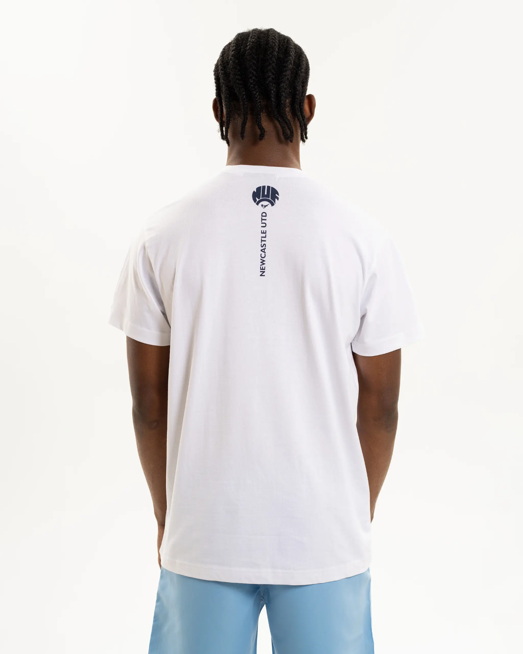 Newcastle United Men's Blue Retro Crest T-Shirt - Image 4