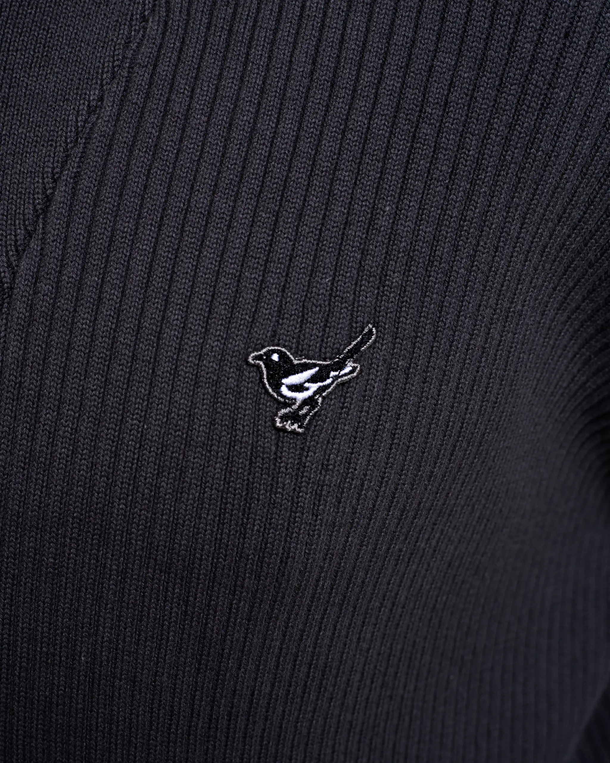 Newcastle United Men's Charcoal Chunky Knit 1/4 Zip Top - Image 4