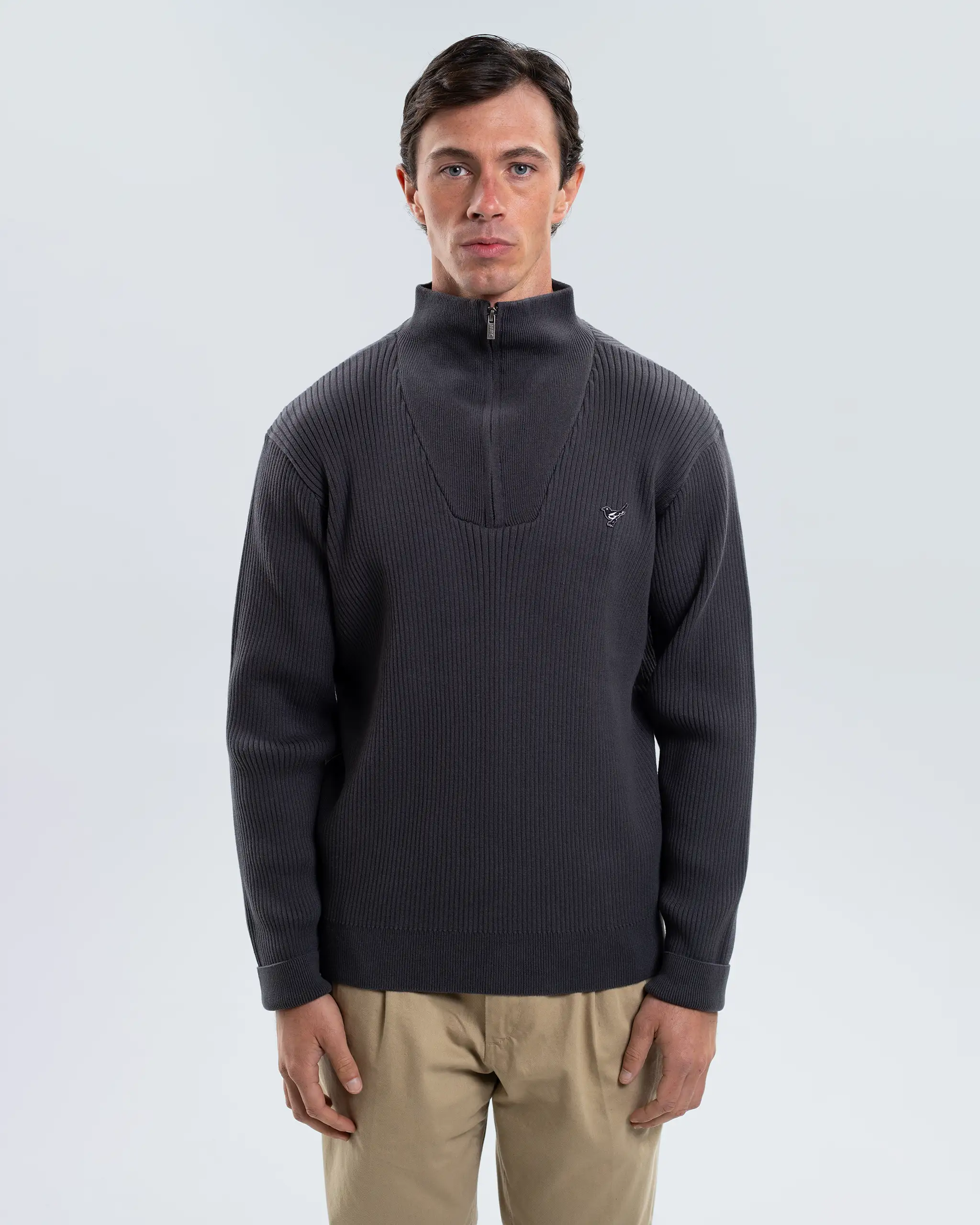 Newcastle United Men's Charcoal Chunky Knit 1/4 Zip Top - Image 5