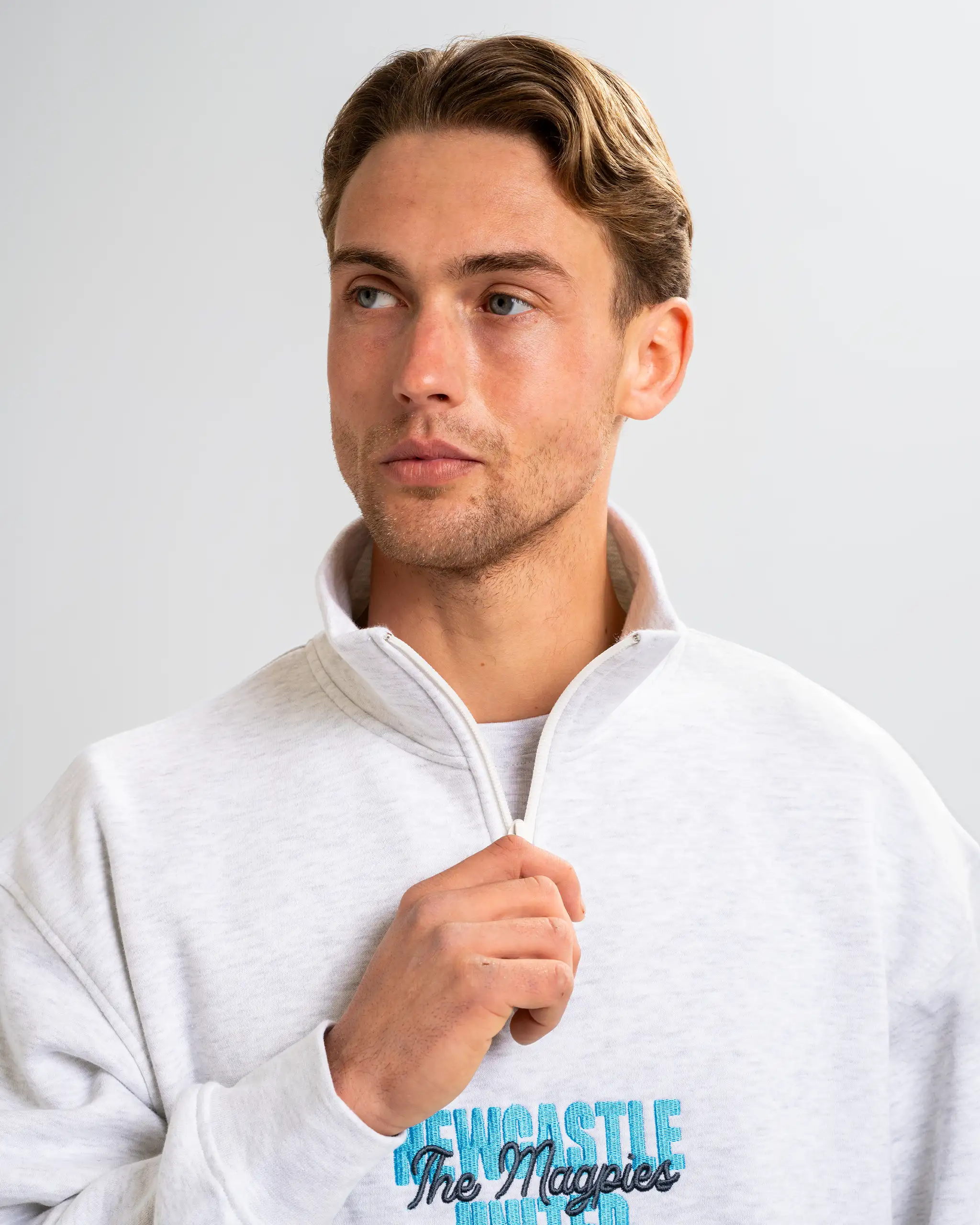 Newcastle United Men's Grey Magpies Quarter Zip - Image 3