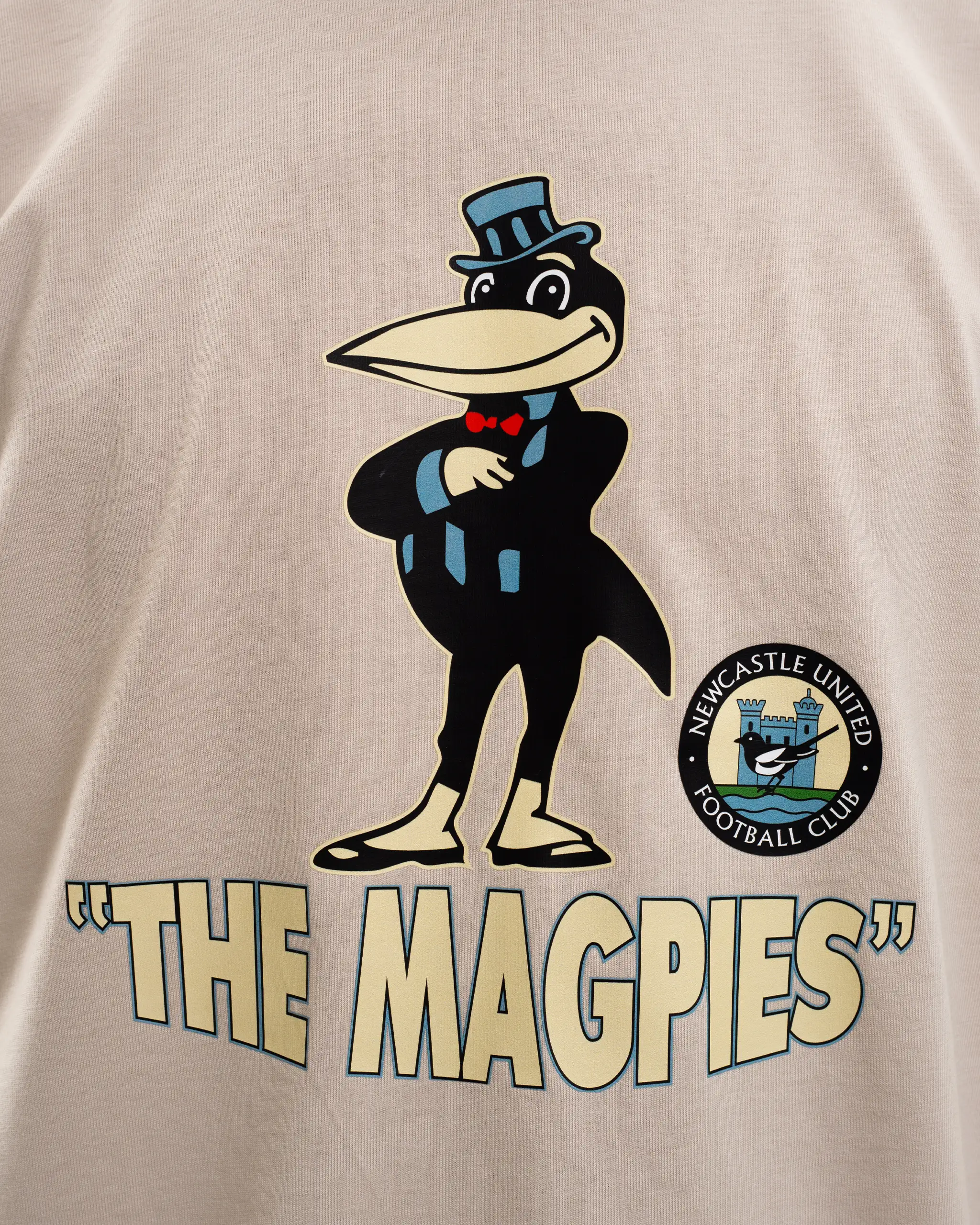 Newcastle United Men's Mr Magpie Sand T-Shirt - Image 3