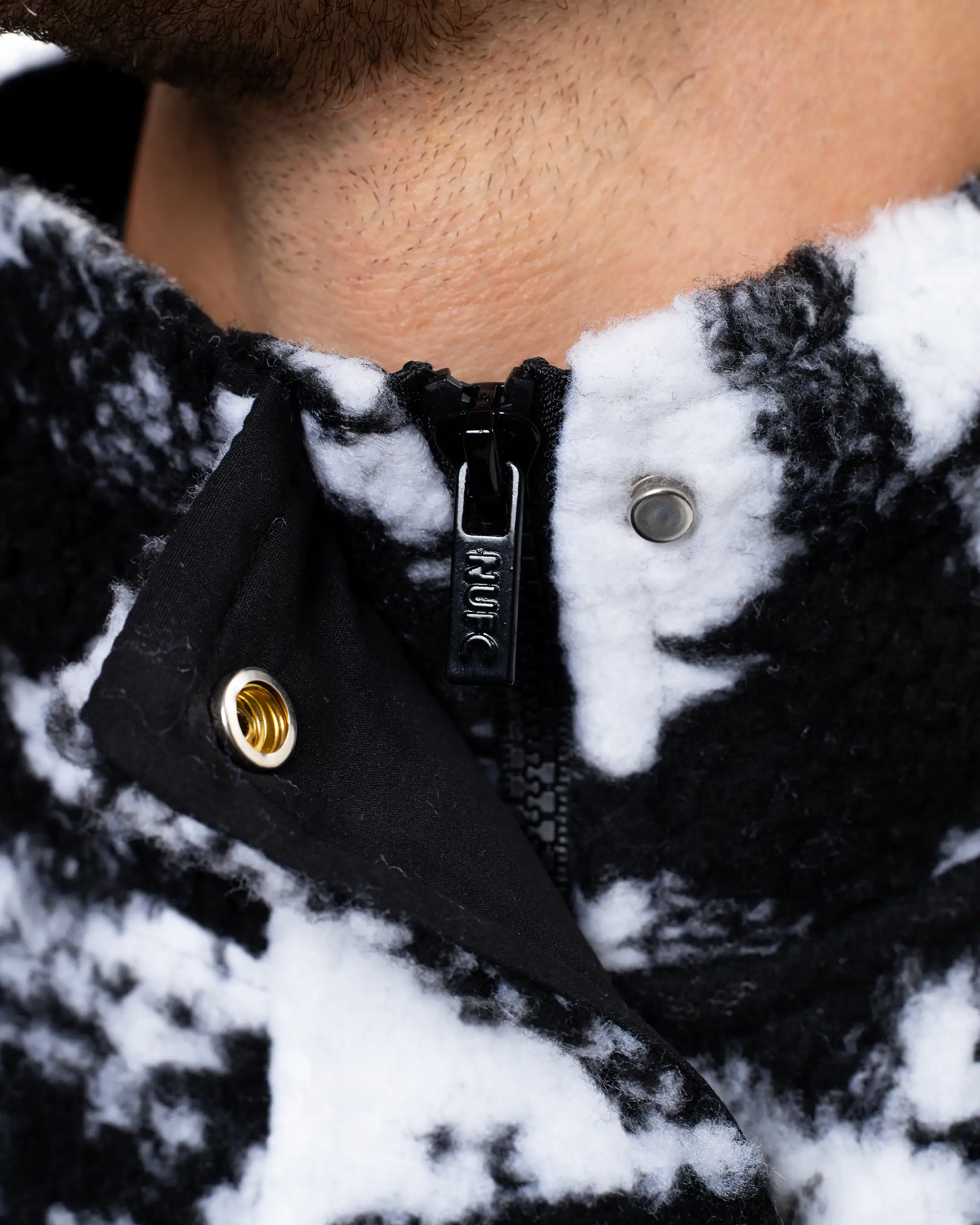 Newcastle United Men's Printed Borg Teddy Fleece Jacket - Image 3