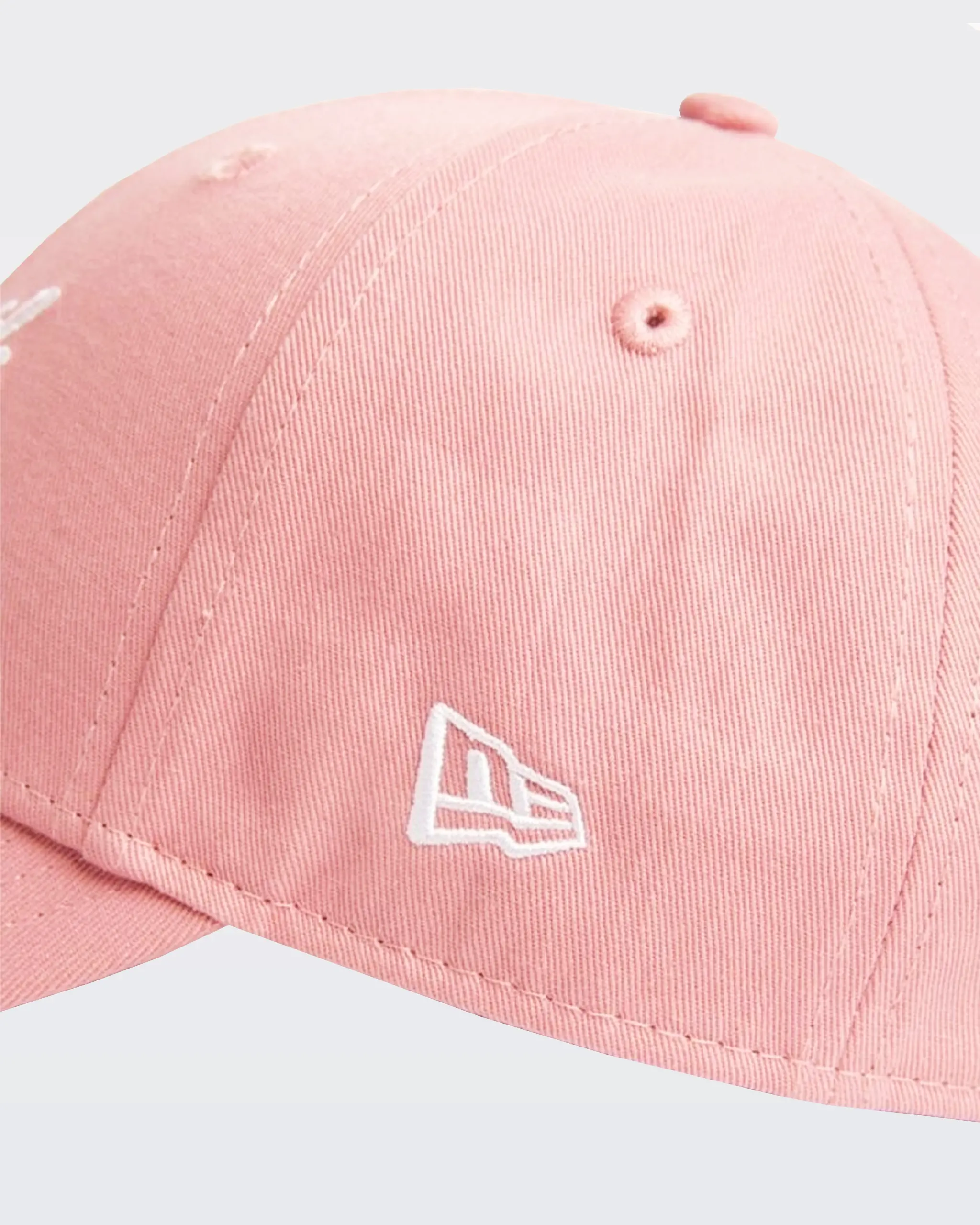 Newcastle United New Era Core Women's Pink 9Forty - Image 3
