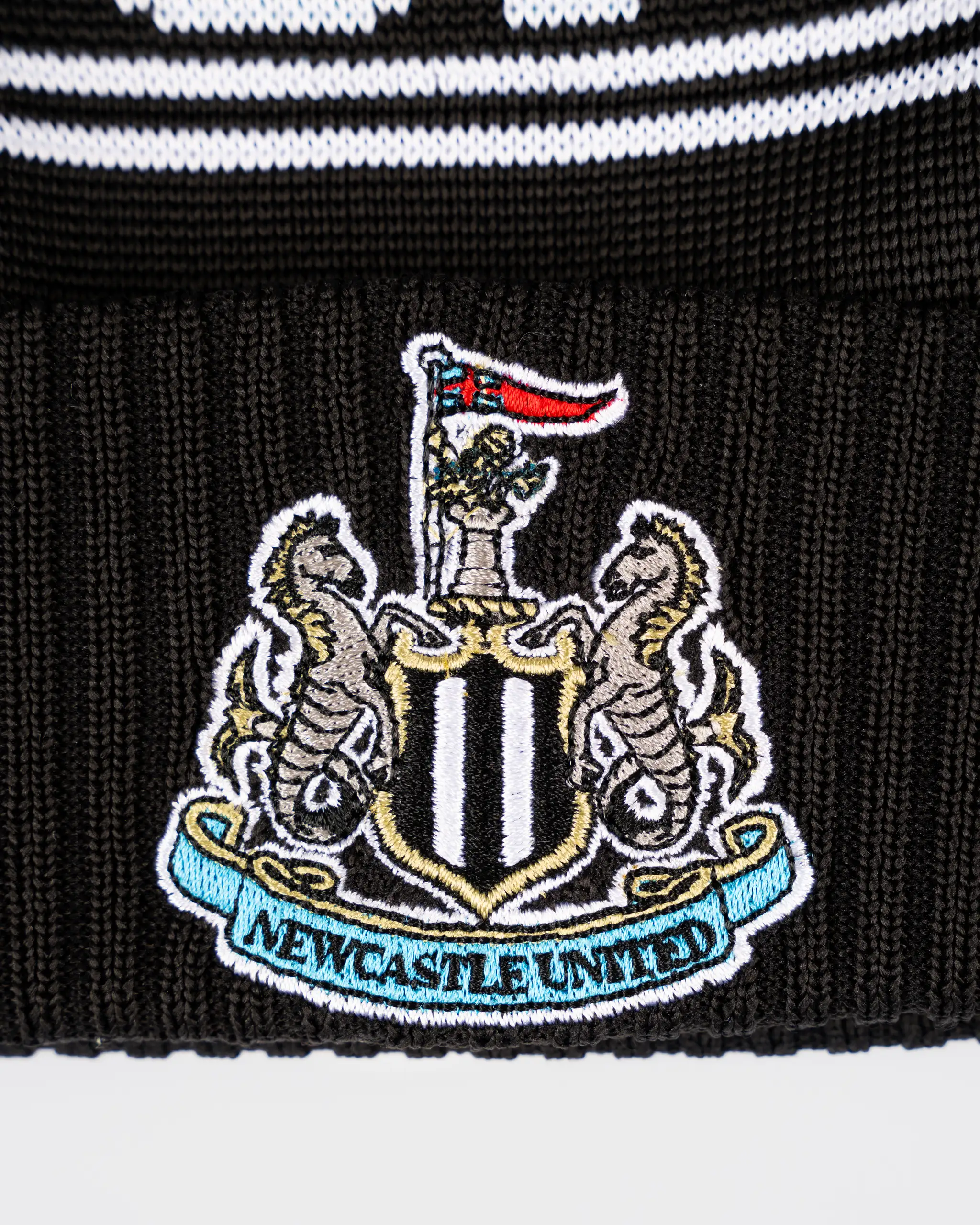 Newcastle United New Era Kids' Spring 2026 Sports Beanie - Image 4