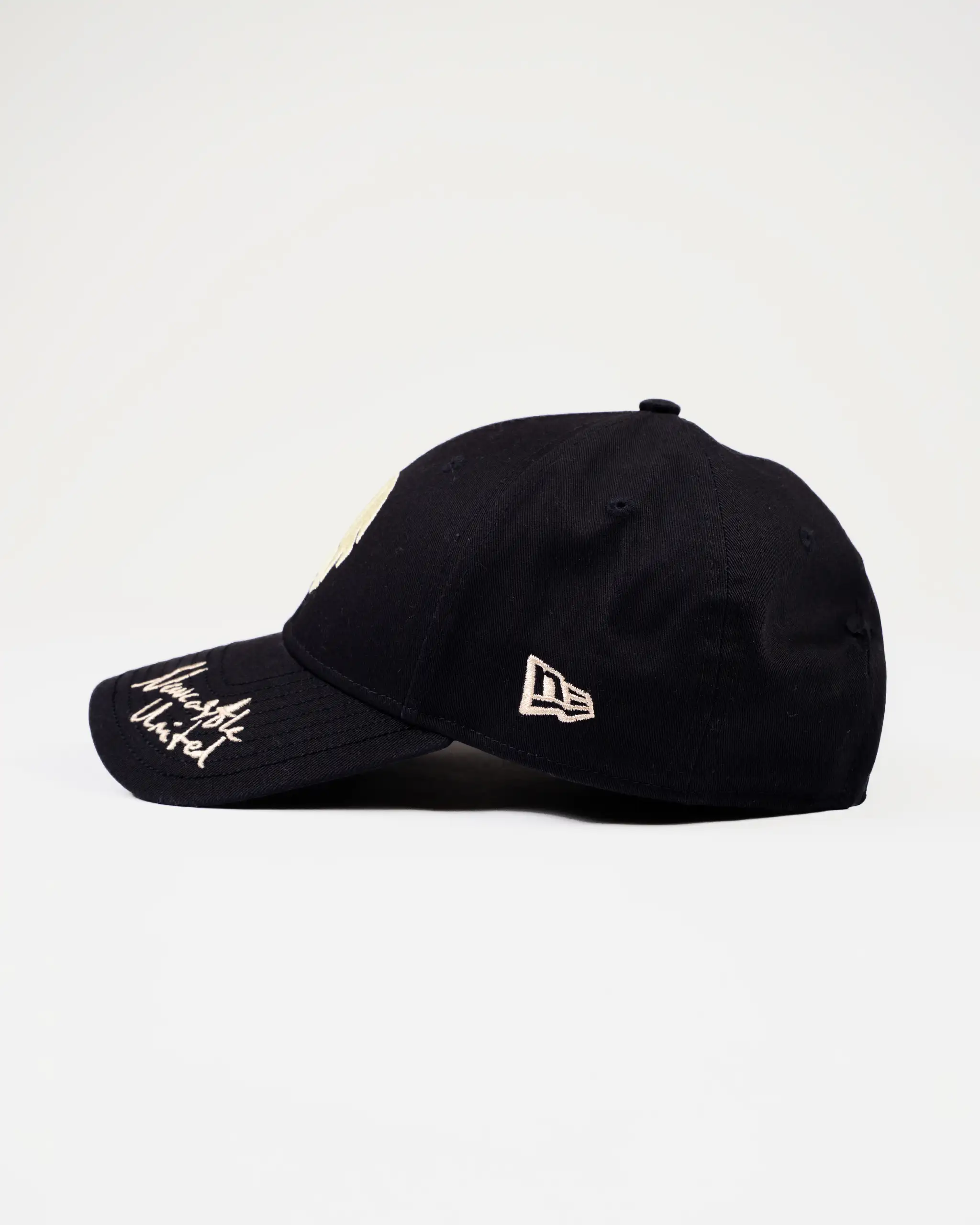 Newcastle United New Era Script Visor Navy 9FORTY Adjustable Cap - Image 5