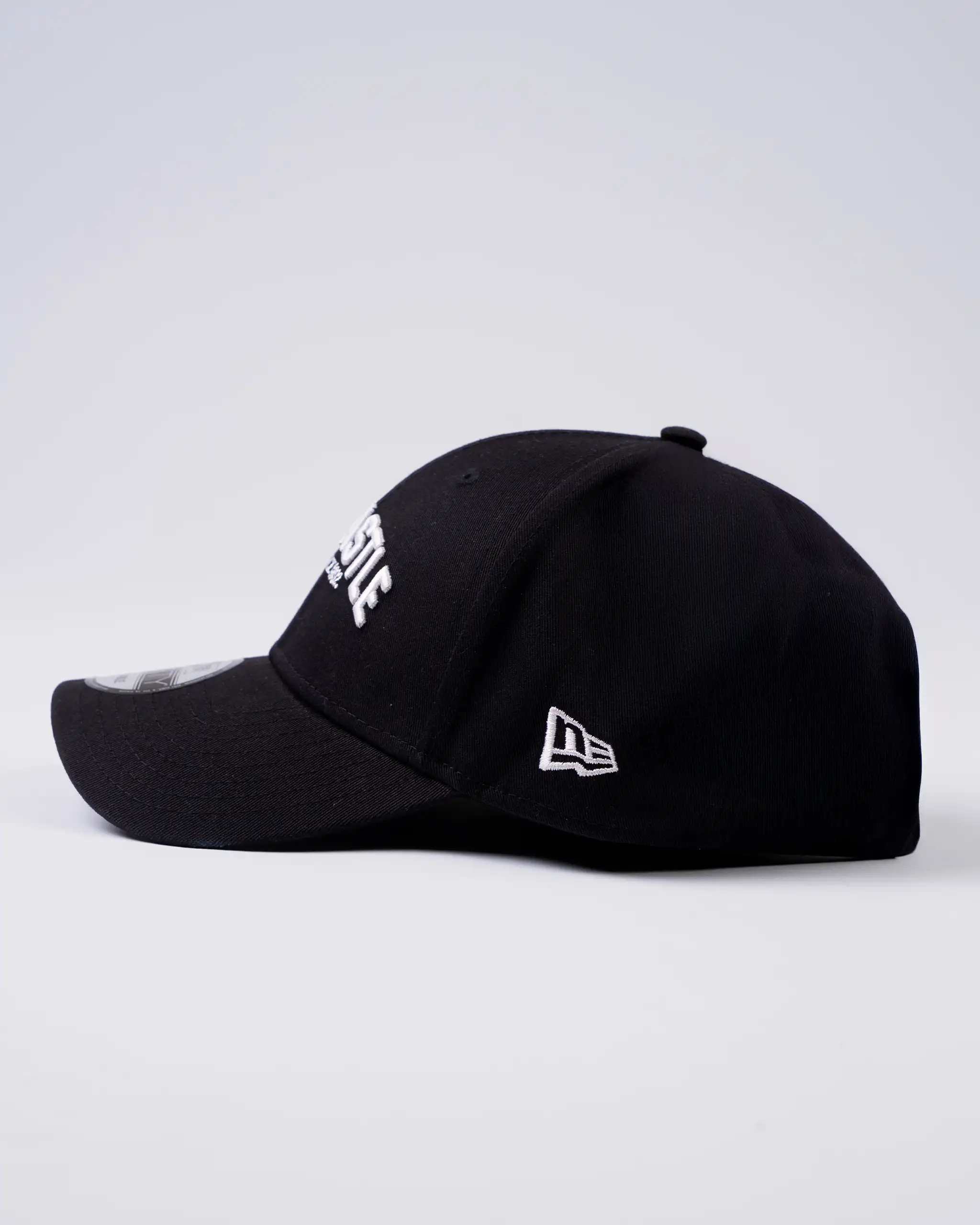 Newcastle United New Era Seasonal Navy 9FORTY Adjustable Cap - Image 4