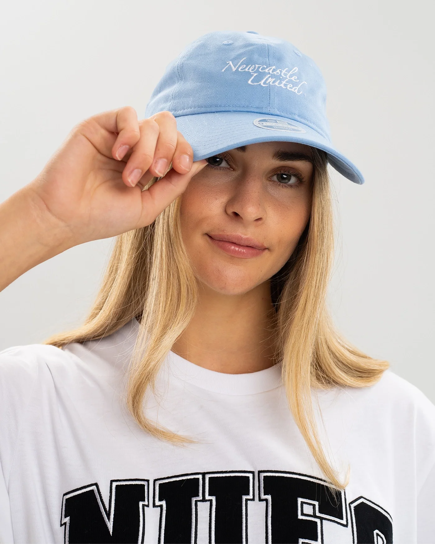 Newcastle United New Era Women's Light Blue 9TWENTY Adjustable Cap - Image 8