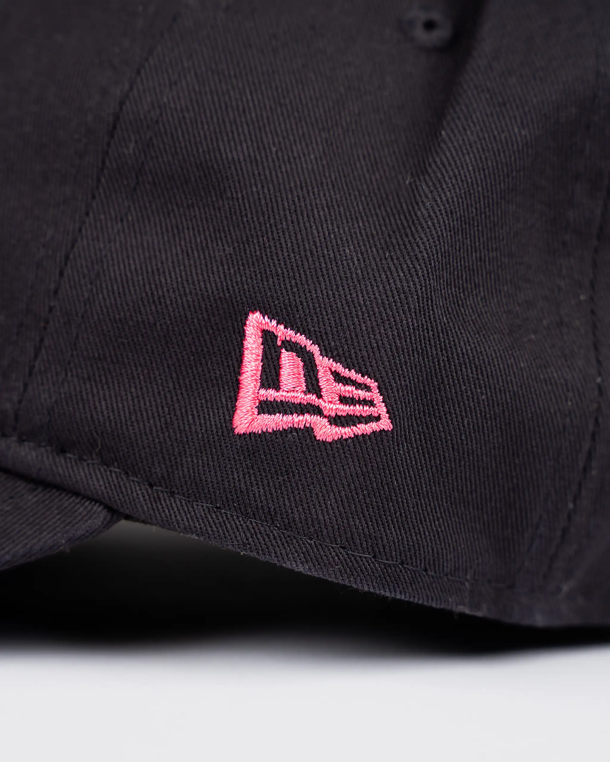 Newcastle United New Era Women's Navy 9TWENTY Adjustable Cap - Image 4