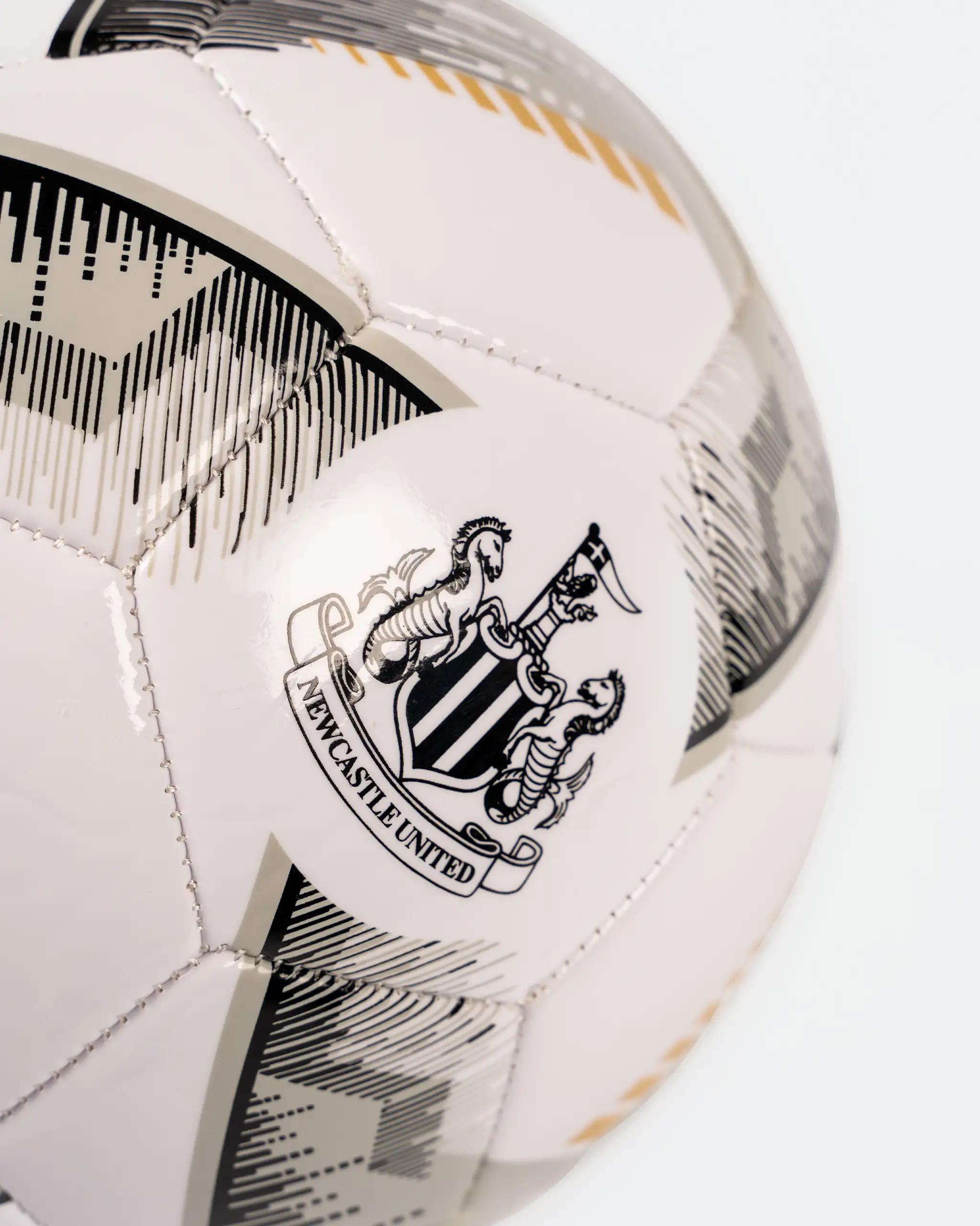 Newcastle United Size 5 Blitz Football - Image 3
