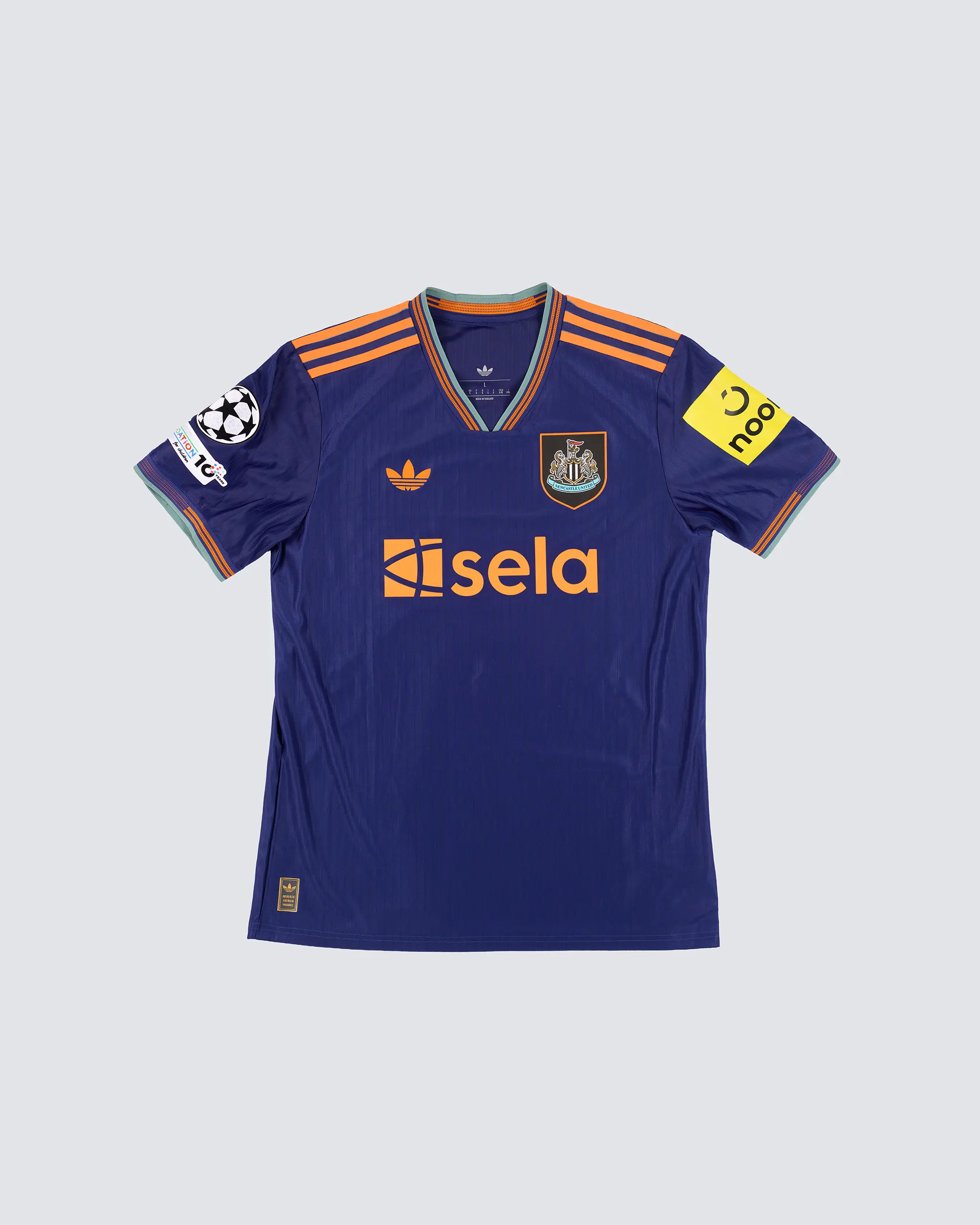 Newcastle United WISSA 25/26 Boxed Signed Third Shirt - Image 6