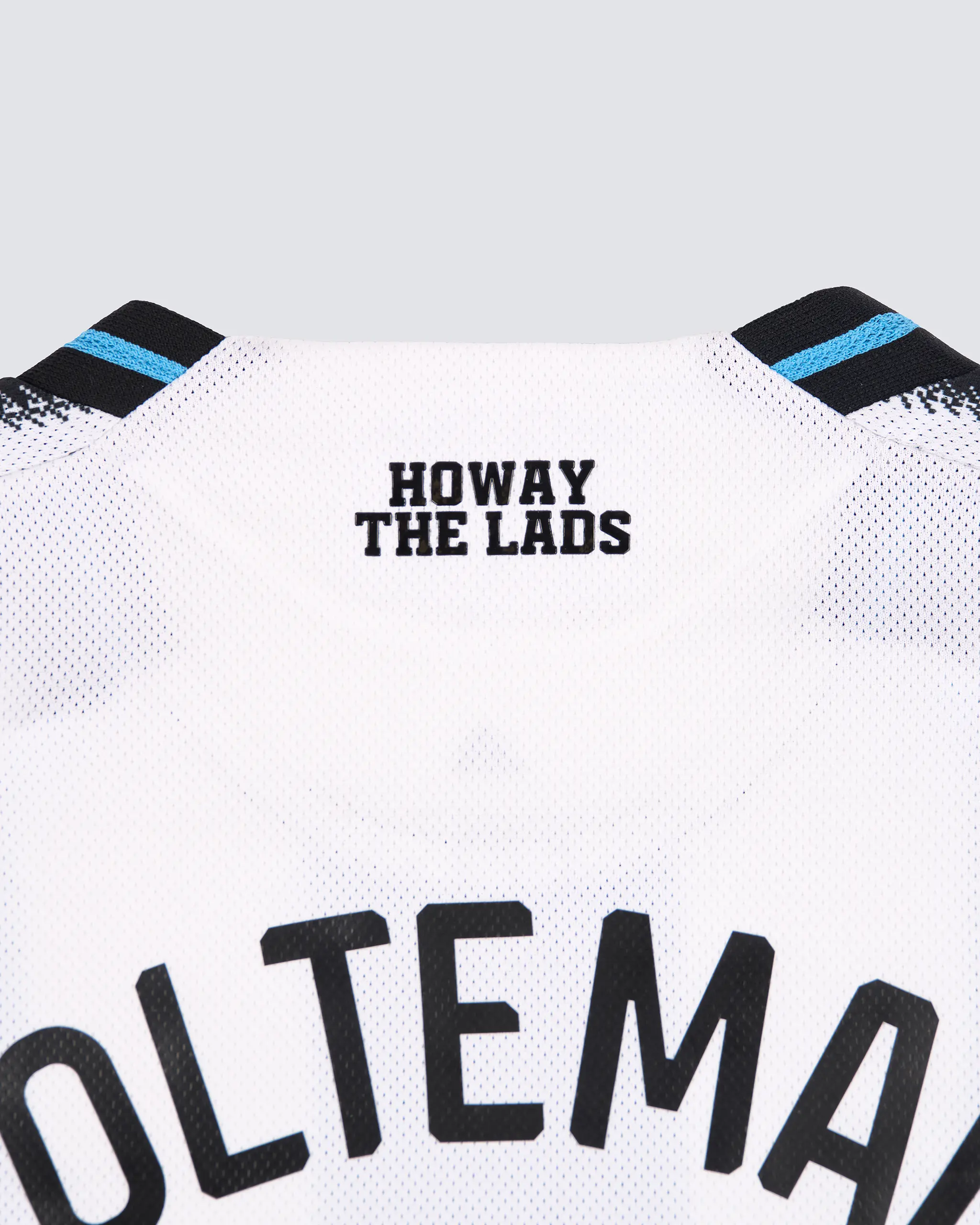 Newcastle United WOLTEMADE 25/26 Boxed Signed Home Shirt - Image 6